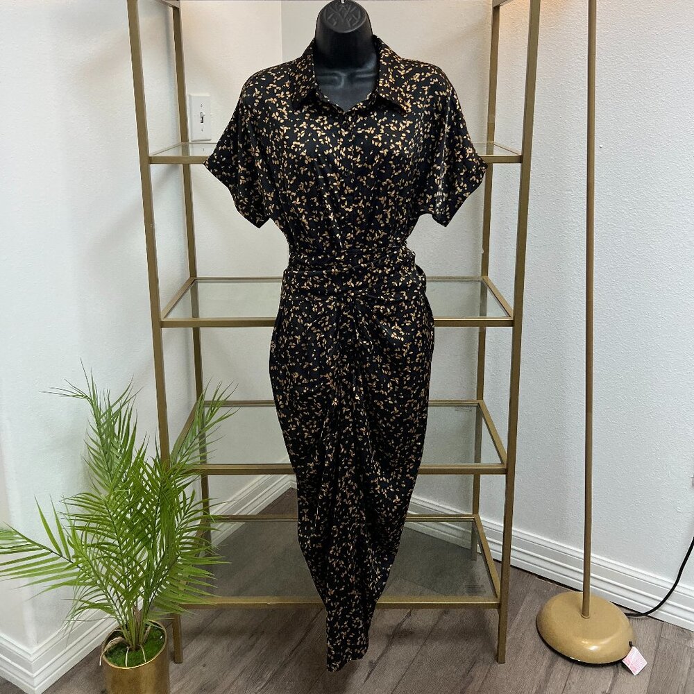 Fitted collar dress